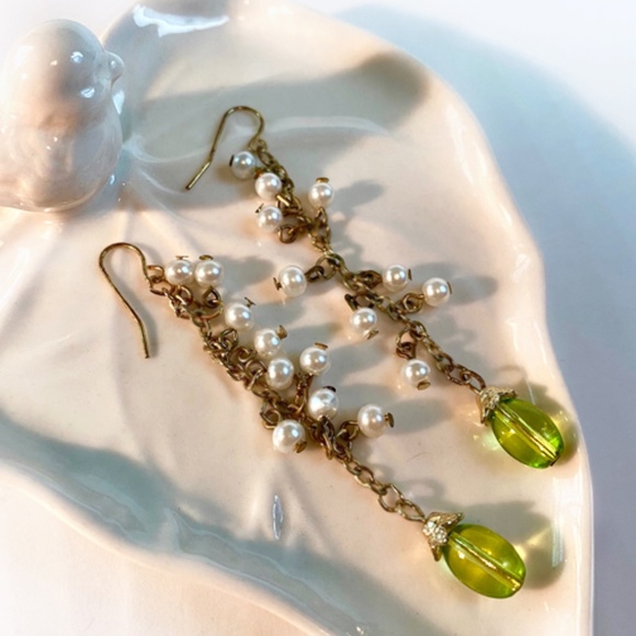 ANTHROPOLOGIE🌿Dangle Earrings - Picture 2 of 3